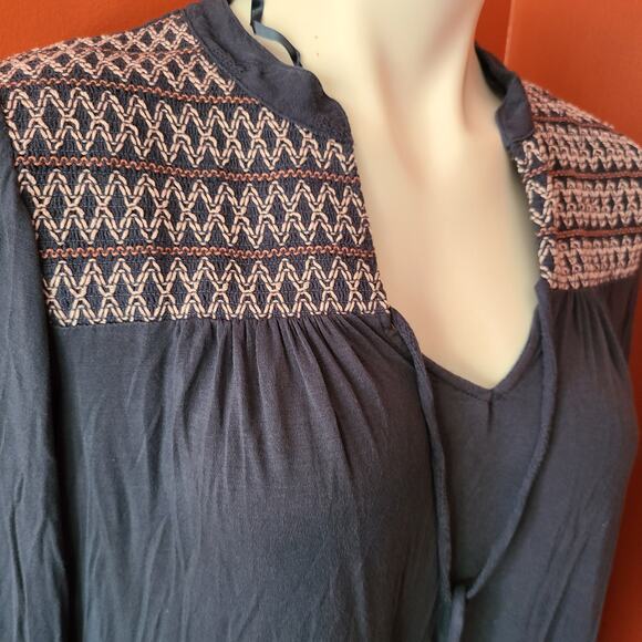 Knox Rose Dusty Blue Boho Top Large - Picture 3 of 6